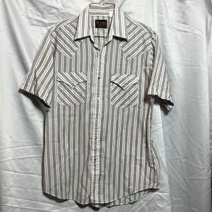 Plains Western Wear Pearl Snap short sleeve shirt